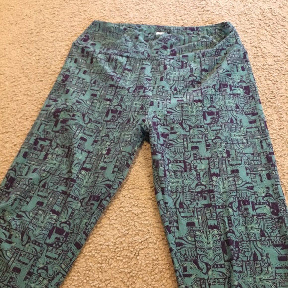 Lularoe leggings - OS - Picture 2 of 4